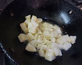 A picture of step 2 of Sprouted Black Chana Chaat.