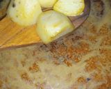 A picture of step 10 of Aloo Anday Ka Salan.