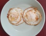 Foto langkah ke 4 dari resep Telur Ceplok Saus Pedas Asam Manis.