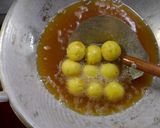 Foto langkah ke 5 dari resep Bola Bola Ubi Kopong.