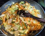 Foto langkah ke 4 dari resep Bihun Goreng Bakso.