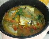 Foto langkah ke 2 dari resep Ikan Kuah Kuning Ala Anak Kost.