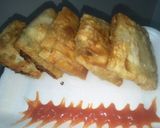 A picture of step 6 of Vegetable petty samosa.
