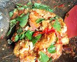 Foto langkah ke 4 dari resep Sambal tempe kemangi.