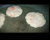 A picture of step 3 of Chapli kabab.