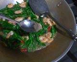 Foto langkah ke 5 dari resep Tumis Buncis Udang Saos Tiram.