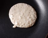 Foto del paso 4 de la receta: Hotcakes de banana sin huevo