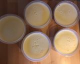 Une image de l'étape 3 de Flans individuels vanille et praliné.