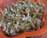 Foto del paso 1 de la receta: Pasta a mí estilo acompañada con champiñones y espárragos!!!