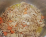 Foto del paso 1 de la receta: Pollo con champiñones
