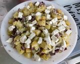 Une image de l'étape 12 de Salade de pommes de terre, chou blanc, oignon rouge et feta.