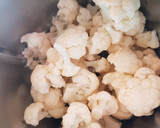 Foto del paso 1 de la receta: Crema de coliflor y trufa Thermomix