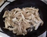 Foto langkah ke 1 dari resep Tumis Jamur ala Sego Njamoer.