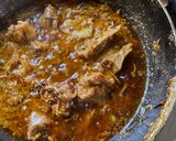 A picture of step 7 of Gosht Qorma.