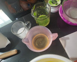 Foto langkah ke 1 dari resep Chiffon Cake Pandan - Lembut seperti kapas.