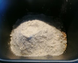 Foto del paso 1 de la receta: 334. Pan de molde semi integral / Panificadora