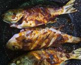 Foto langkah ke 4 dari resep Ikan Bakar Teflon.