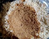 A picture of step 3 of Coconut rawa laddoo.