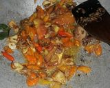 Foto langkah ke 2 dari resep Telor Ceplok Kuah Santan.