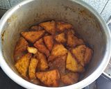 Foto langkah ke 4 dari resep Semur Ayam Tahu Telur Puyuh.