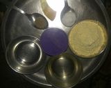A picture of step 4 of Aloo bonda.