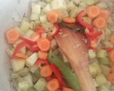 Foto del paso 2 de la receta: Sopa de mariscos