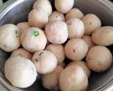 A picture of step 3 of Oats Dumplings.