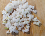 Foto del paso 1 de la receta: Habas con huevo poché