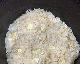 A picture of step 5 of Egg rice.