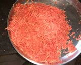 A picture of step 1 of Gajar halwa.