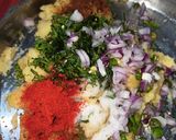 A picture of step 1 of Golgappa Chaat.