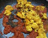 A picture of step 7 of Prawns pickle.