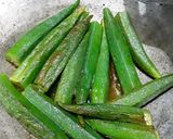 A picture of step 2 of Lady finger in mustard sauce.