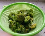 Foto del paso 1 de la receta: Brócoli en hojaldre!