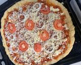 Foto langkah ke 6 dari resep Pizza Panggang Renyah dan Enak.