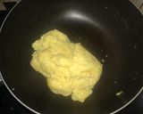 Foto langkah ke 3 dari resep Kue Soes Creamy (#PR_SoesBukanSusi).