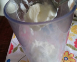Foto del paso 3 de la receta: Polos de yogur y ciruelas