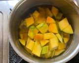 A picture of step 1 of Kancha Aam Morobba.