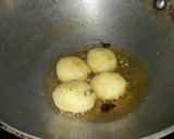 A picture of step 2 of Vrat ke dahi vade.