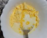 A picture of step 2 of Muskmelon Custard Drink.