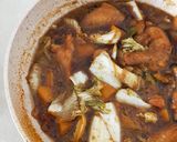 Foto langkah ke 2 dari resep Semur Ayam Kecap.