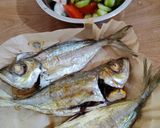 Foto langkah ke 2 dari resep Ikan kembung kuah asam manis.