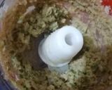 A picture of step 4 of Chicken cheese balls.
