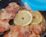 Foto del paso 5 de la receta: Contramuslos de pollo al limón y tomillo