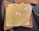 รูปขั้นตอนการทำที่ 3 ของ Sandwich Cheese Egg