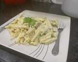 A picture of step 8 of Pasta in white Sauce 😋.