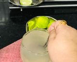 A picture of step 2 of Coriander Lemon Detox Drink.