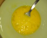 A picture of step 3 of Fried Rice with Egg.