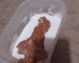 A picture of step 3 of Zinger burger.