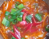 Foto langkah ke 5 dari resep Ayam Nanas Asam Manis.